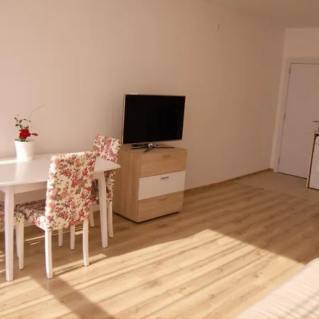 Apartman Sea Sun Eleven